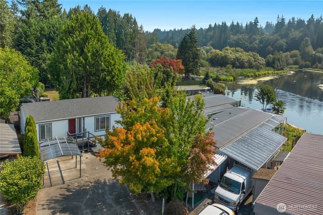 Property photo for 7301 NE 175th St Street #335, Kenmore photo 2