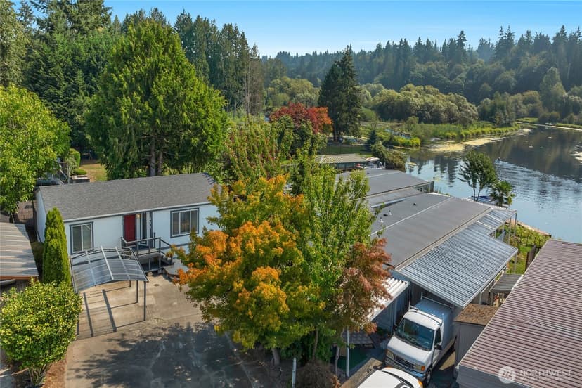 Property photo for 7301 NE 175th St Street #335, Kenmore photo 2