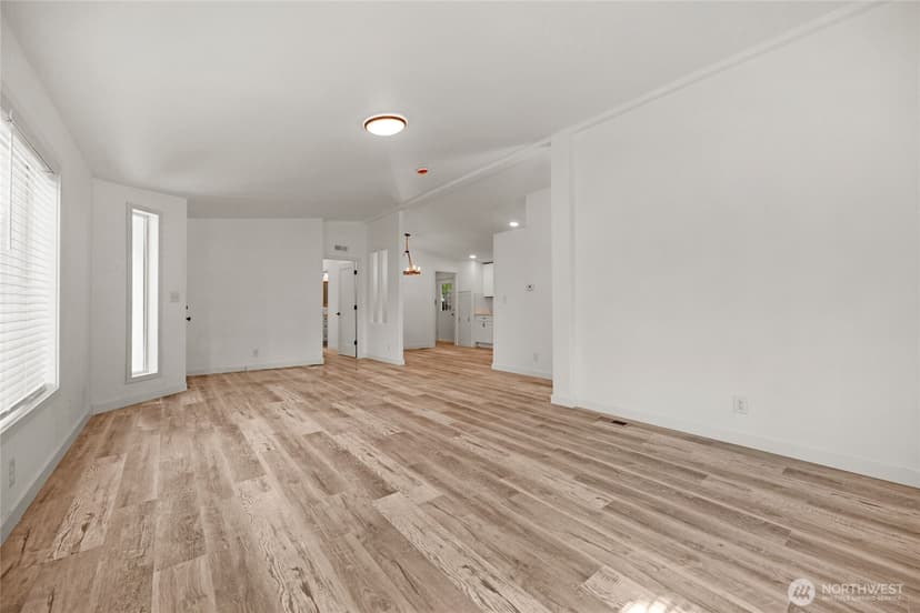 Property photo for 7301 NE 175th St Street #335, Kenmore photo 6