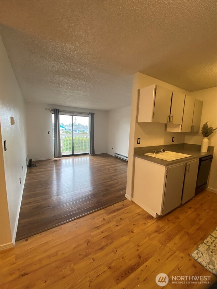 Property photo for 766 Ocean Court NW #206, Ocean Shores photo 11