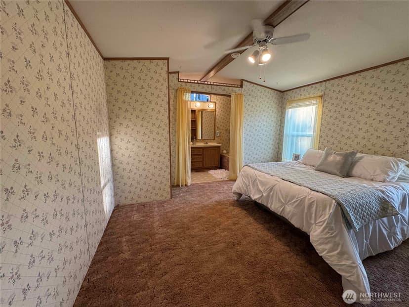 Property photo for 8760 State Hwy 303 NE #L, Bremerton photo 11