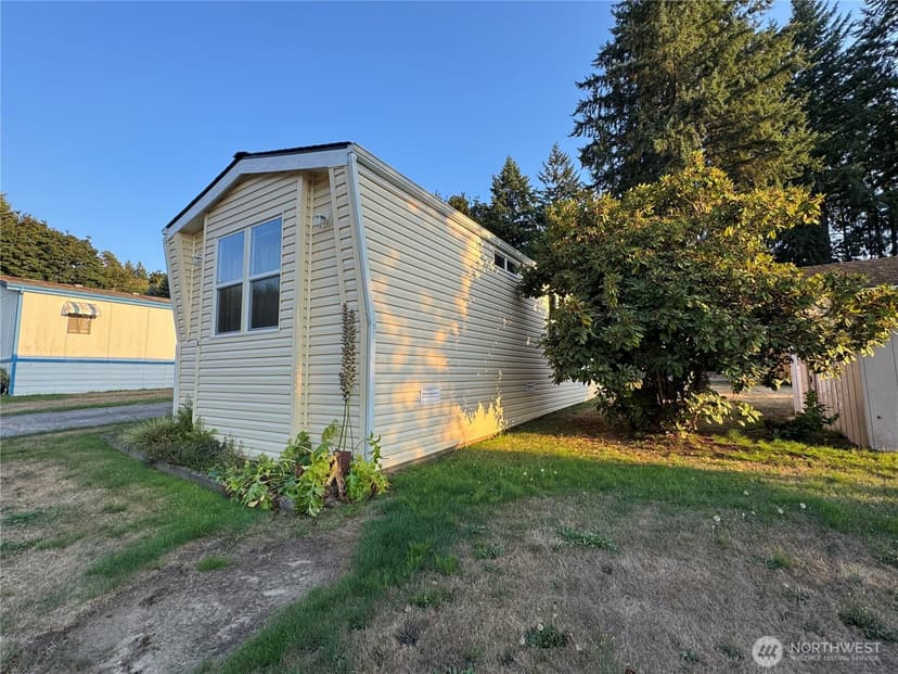 Property photo for 8760 State Hwy 303 NE #L, Bremerton photo 23