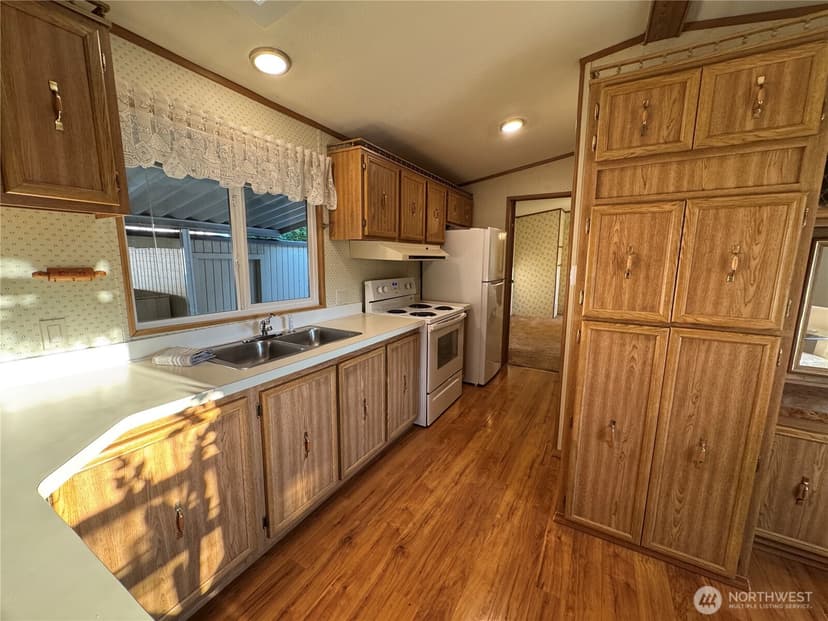 Property photo for 8760 State Hwy 303 NE #L, Bremerton photo 9