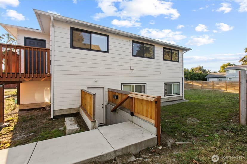 Property photo for 1415 S 56th Street, Tacoma photo 19
