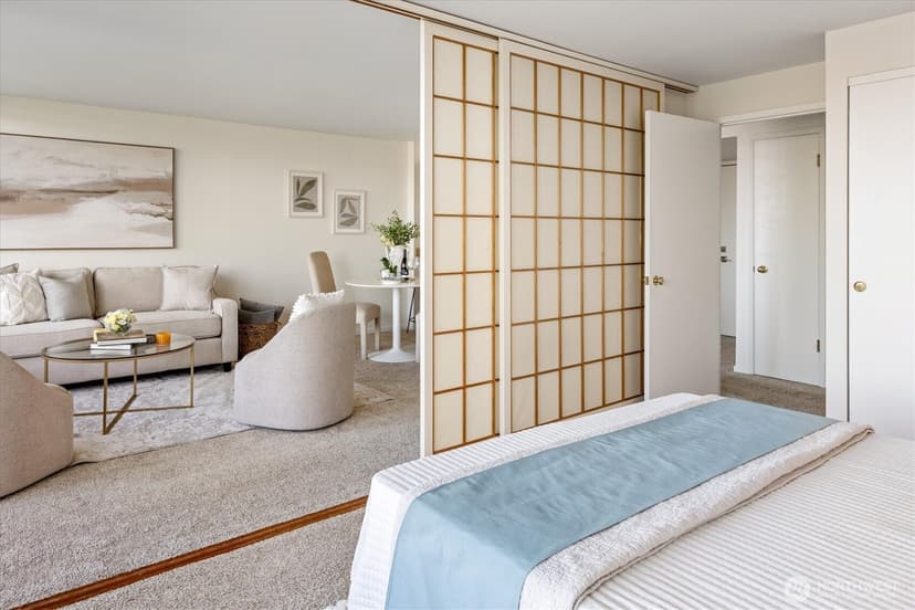 Property photo for 2040 43rd Avenue E #402, Seattle photo 15