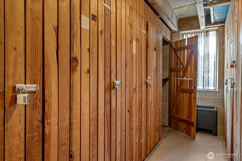 Property photo for 2040 43rd Avenue E #402, Seattle photo 24