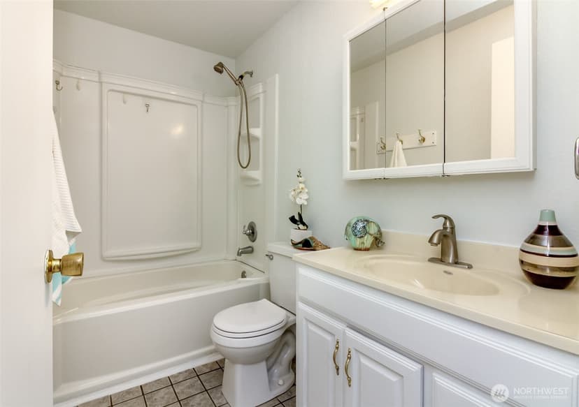 Property photo for 2720 SW 332nd Court, Federal Way photo 17