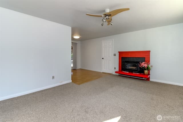 Property photo for 2720 SW 332nd Court, Federal Way photo 4