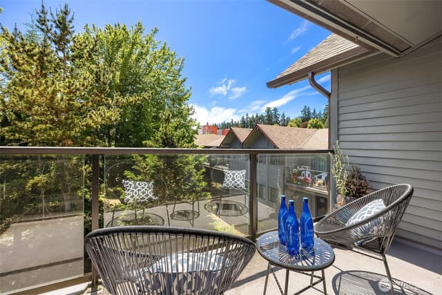 Property photo for 19428 Aurora Avenue N #427, Shoreline photo 4