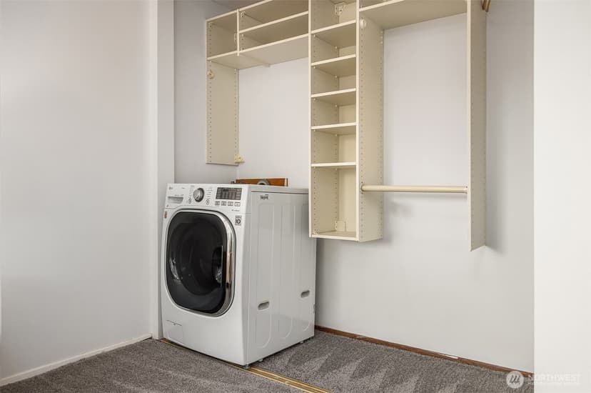 Property photo for 19428 Aurora Avenue N #427, Shoreline photo 7