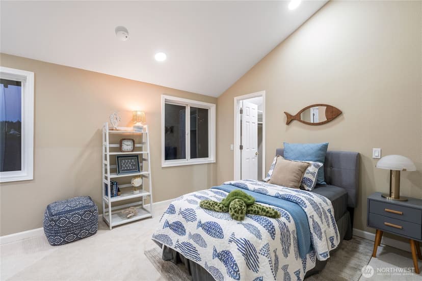 Property photo for 106 Cascade Key, Bellevue photo 38