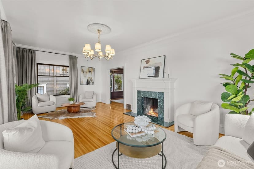Property photo for 2553 5th Avenue N, Seattle photo 11