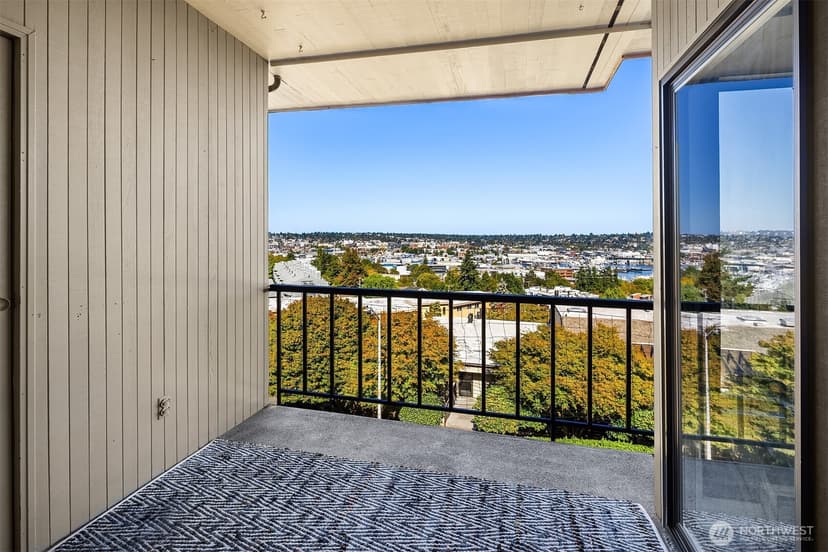 Property photo for 3661 24th Place W #406, Seattle photo 15