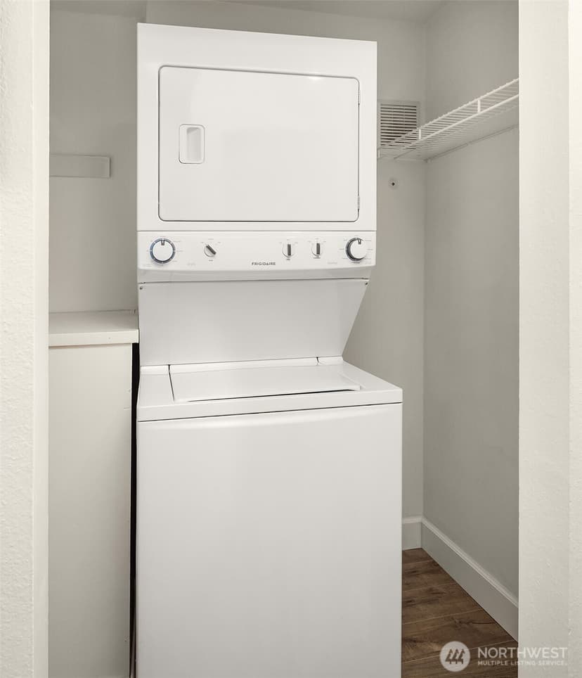 Property photo for 3661 24th Place W #406, Seattle photo 17