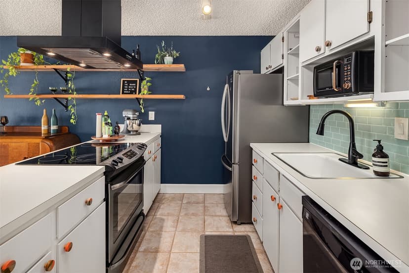 Property photo for 3661 24th Place W #406, Seattle photo 8