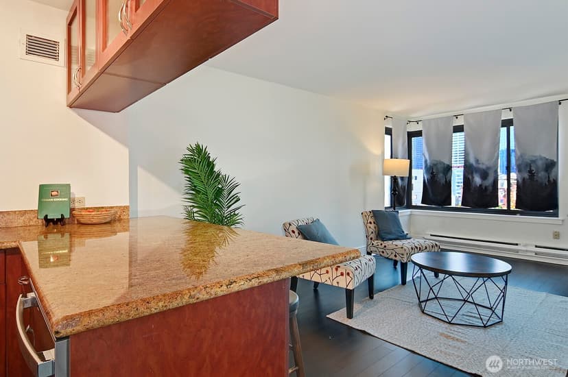 Property photo for 1105 Spring Street #709, Seattle photo 10