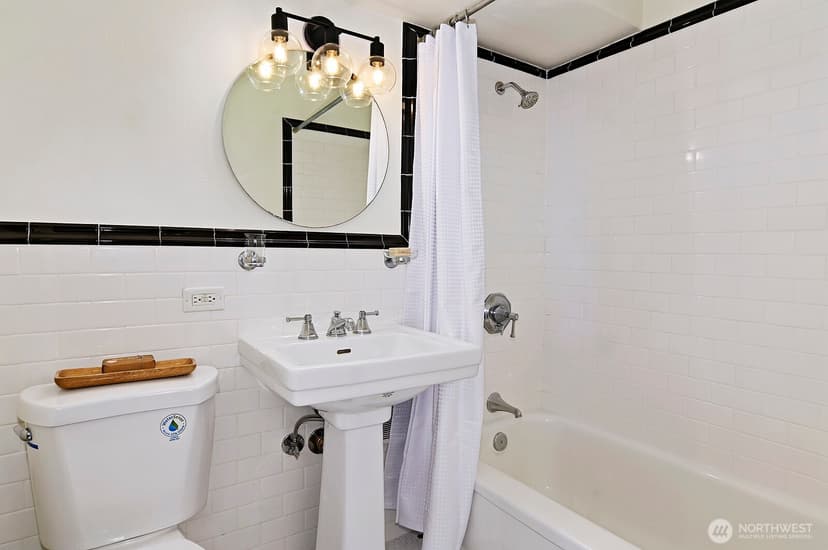 Property photo for 1105 Spring Street #709, Seattle photo 17
