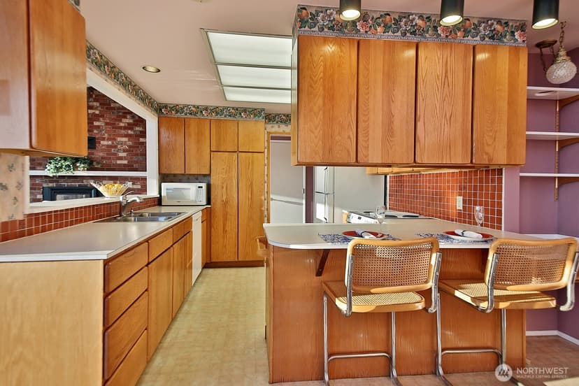 Property photo for 6160 Cherry Tree Court, Clinton photo 12