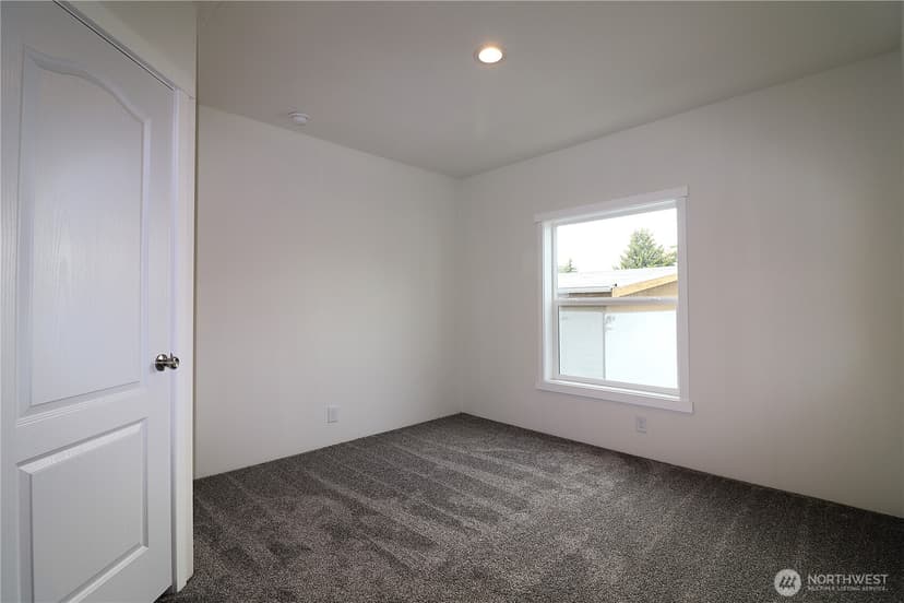 Property photo for 3420 S 182nd Place #209, SeaTac photo 15