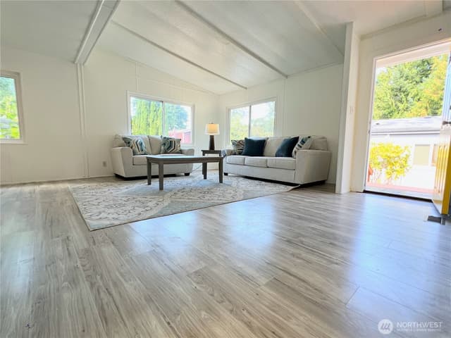 Property photo for 22620 SE 109th Place, Kent photo 4
