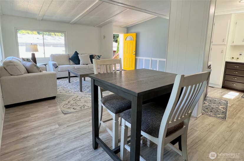 Property photo for 22620 SE 109th Place, Kent photo 6