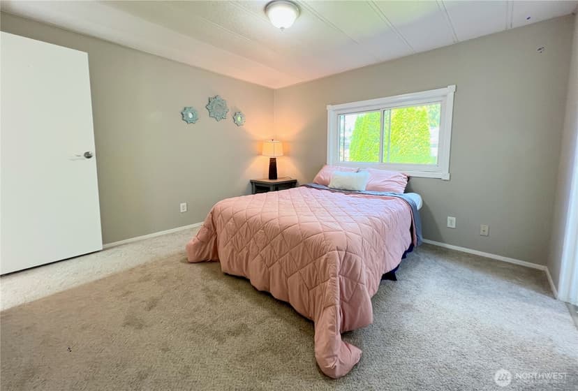 Property photo for 22620 SE 109th Place, Kent photo 12