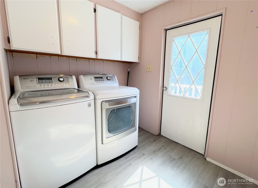 Property photo for 22620 SE 109th Place, Kent photo 17