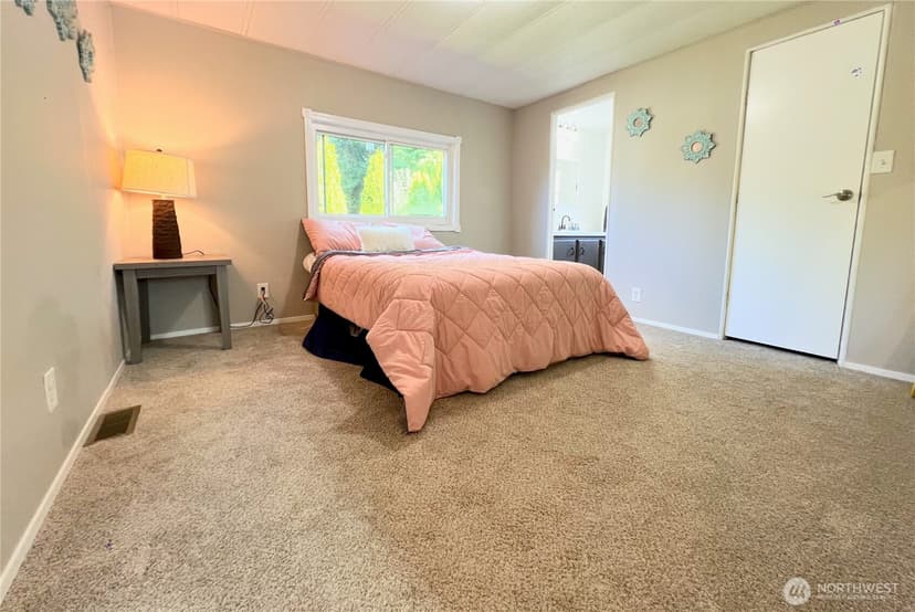 Property photo for 22620 SE 109th Place, Kent photo 11