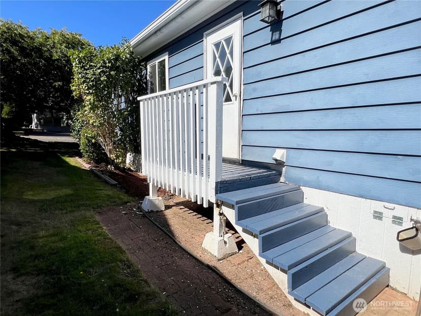 Property photo for 22620 SE 109th Place, Kent photo 19