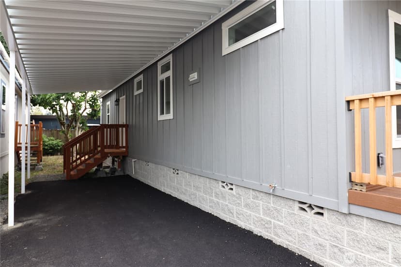 Property photo for 3213 S 182nd Place #215, SeaTac photo 3