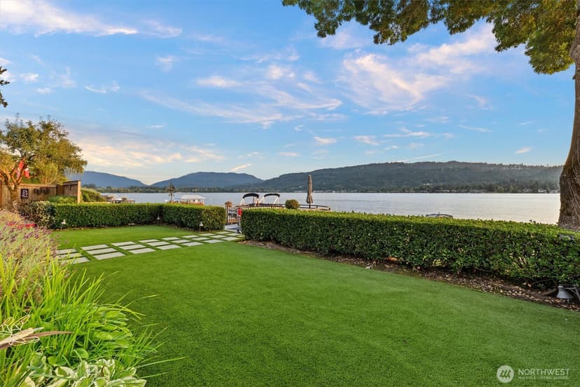 Property photo for 3829 E Lake Sammamish Shore Lane SE, Sammamish photo 30