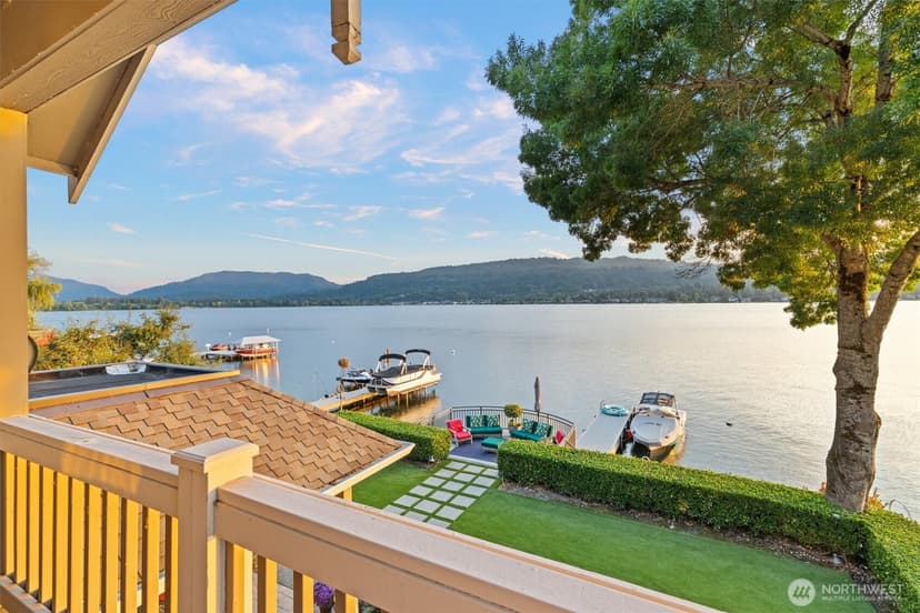 Property photo for 3829 E Lake Sammamish Shore Lane SE, Sammamish photo 19
