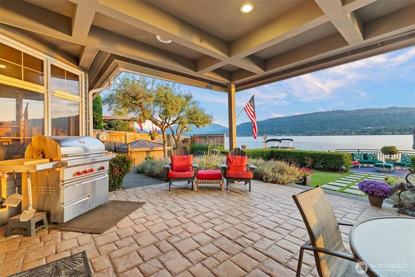Property photo for 3829 E Lake Sammamish Shore Lane SE, Sammamish photo 26