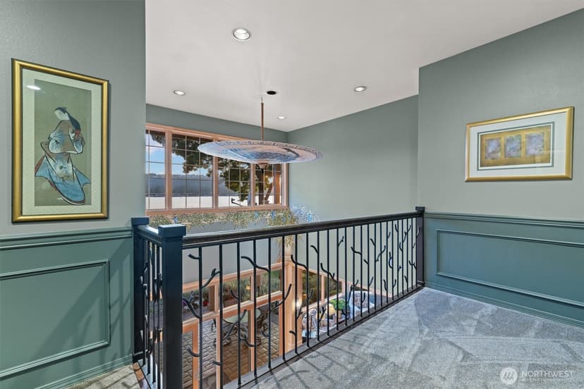 Property photo for 3829 E Lake Sammamish Shore Lane SE, Sammamish photo 25
