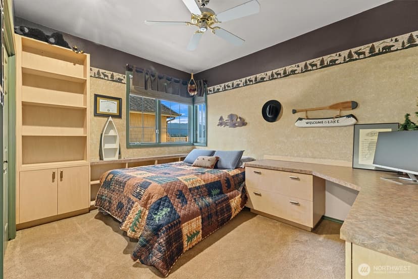 Property photo for 3829 E Lake Sammamish Shore Lane SE, Sammamish photo 23