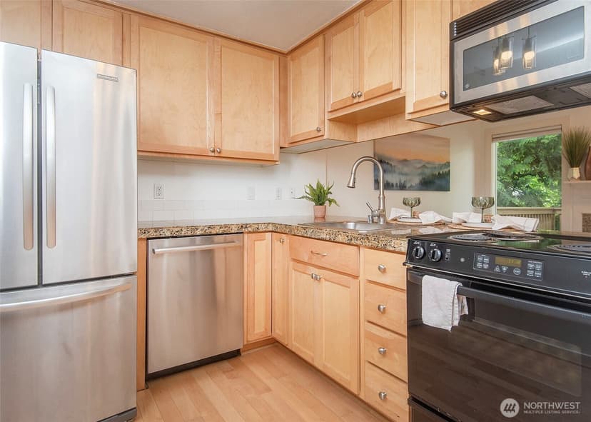 Property photo for 301 W Raye Street #105, Seattle photo 3