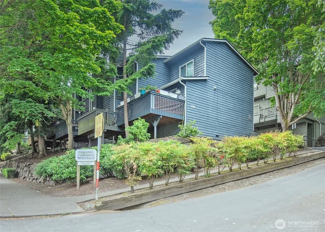 Property photo for 301 W Raye Street #105, Seattle photo 2
