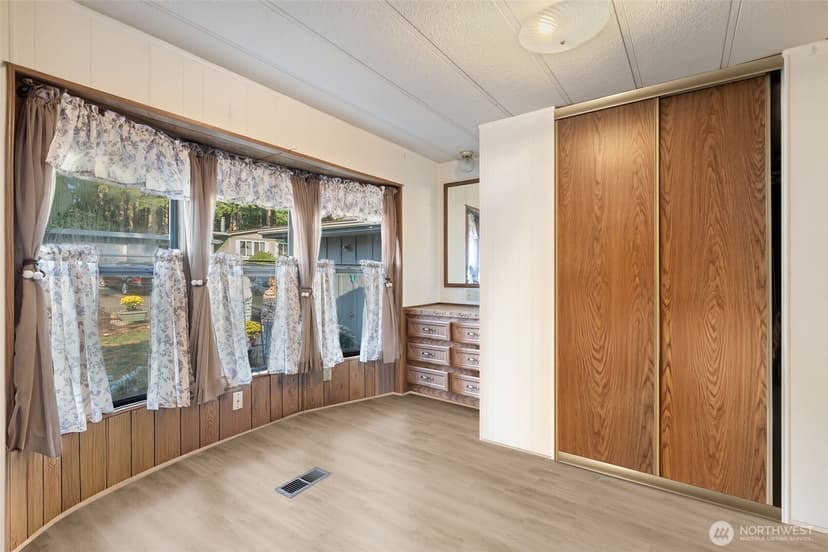 Property photo for 6521 SW Mile Hill Drive #23, Port Orchard photo 26