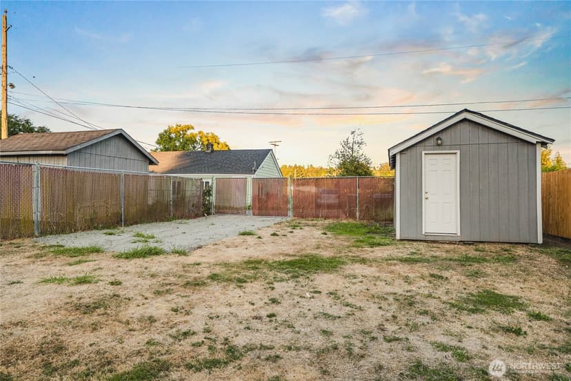 Property photo for 754 2nd Avenue N, Kent photo 19