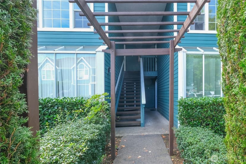 Property photo for 16419 Spruce Way #A2, Lynnwood photo 18