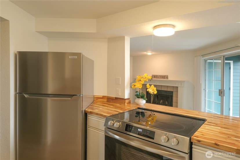 Property photo for 16419 Spruce Way #A2, Lynnwood photo 8