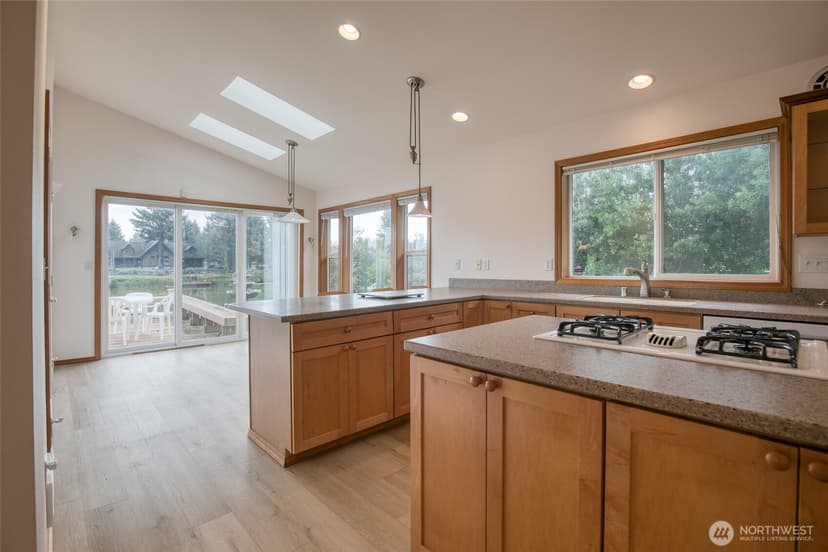 Property photo for 184 Bass Avenue NE, Ocean Shores photo 11