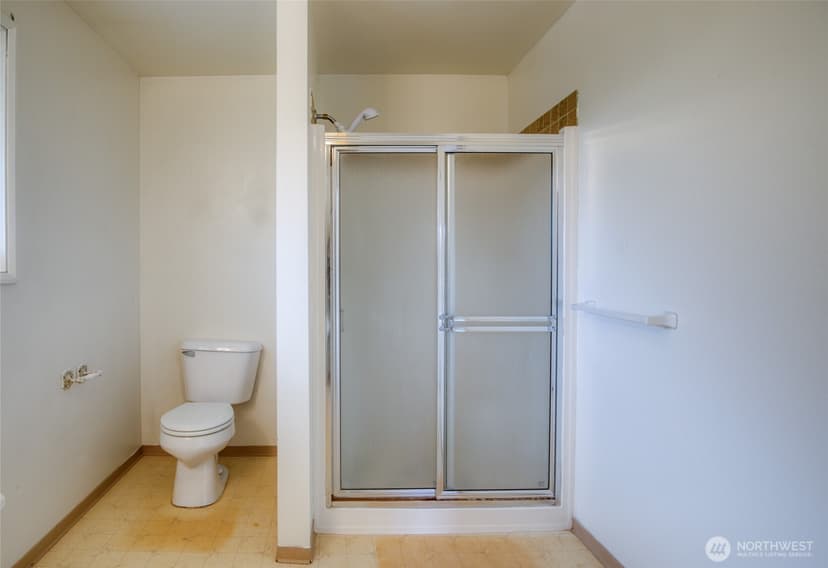 Property photo for 184 Bass Avenue NE, Ocean Shores photo 27