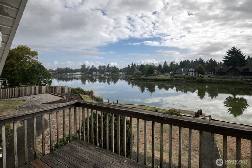 Property photo for 184 Bass Avenue NE, Ocean Shores photo 5