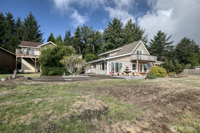 Property photo for 184 Bass Avenue NE, Ocean Shores photo 2