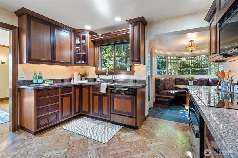 Property photo for 88 N Orchard Road, Tacoma photo 11