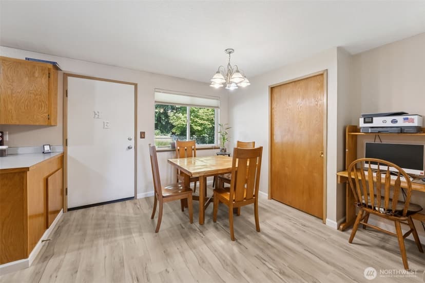 Property photo for 5611 99th Street Ct E, Puyallup photo 7