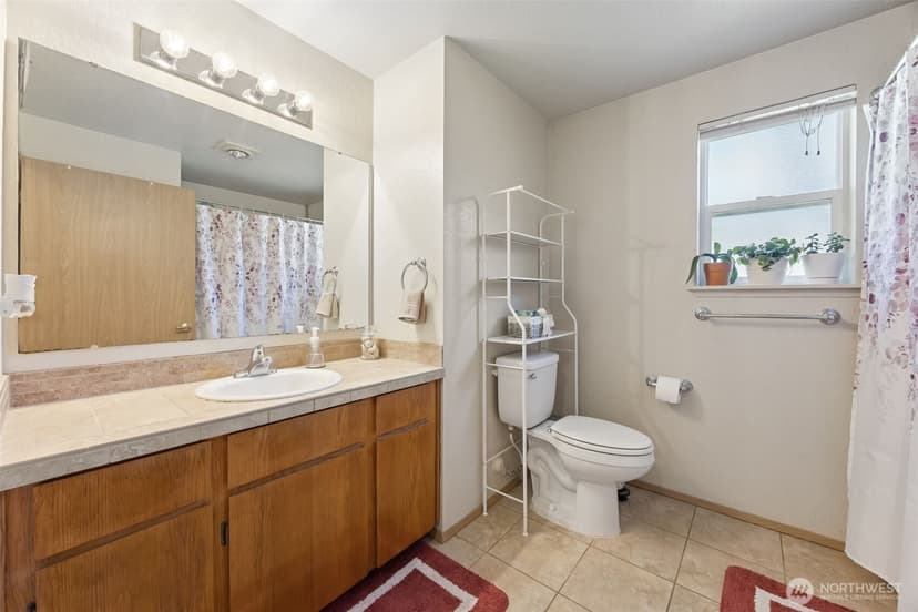 Property photo for 5611 99th Street Ct E, Puyallup photo 12