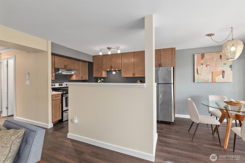 Property photo for 1740 Melrose Avenue #203, Seattle photo 8