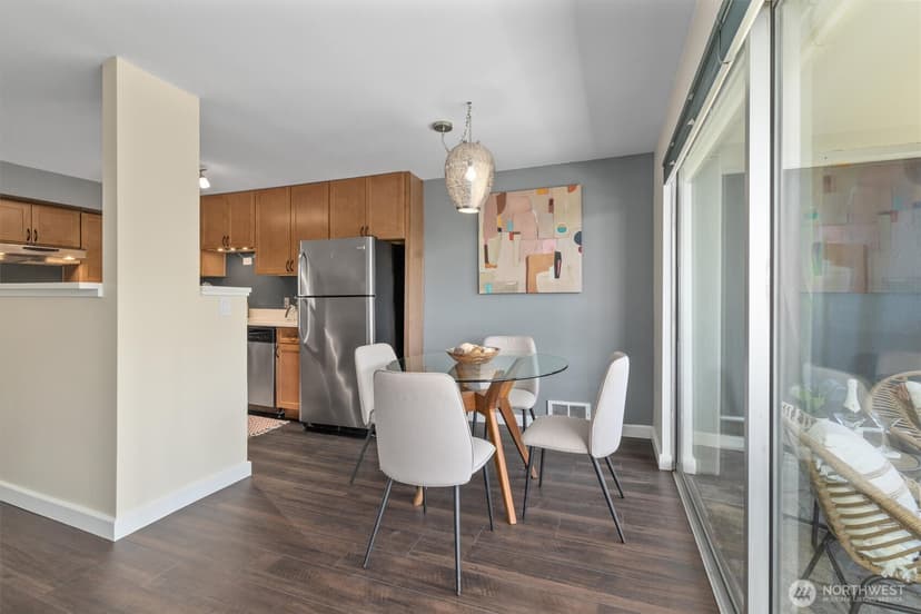 Property photo for 1740 Melrose Avenue #203, Seattle photo 13